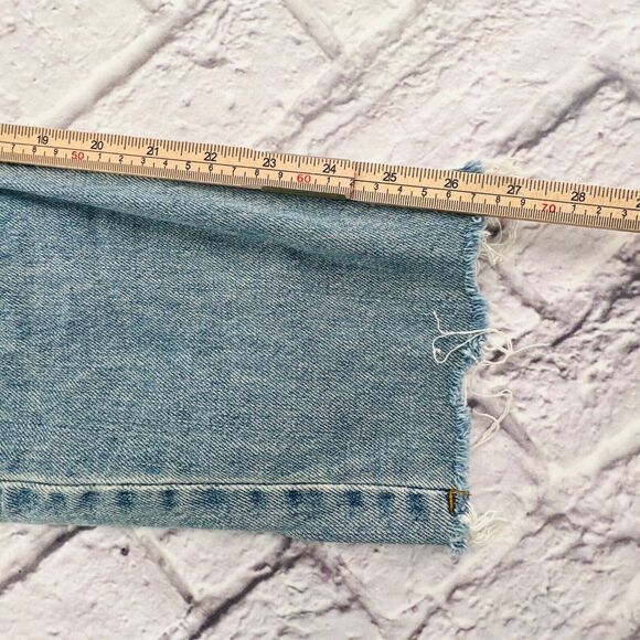 BDG Jeans Women Size 26 Light Wash High Rise Button Fly Raw Hem Slim Straight - Picture 10 of 10